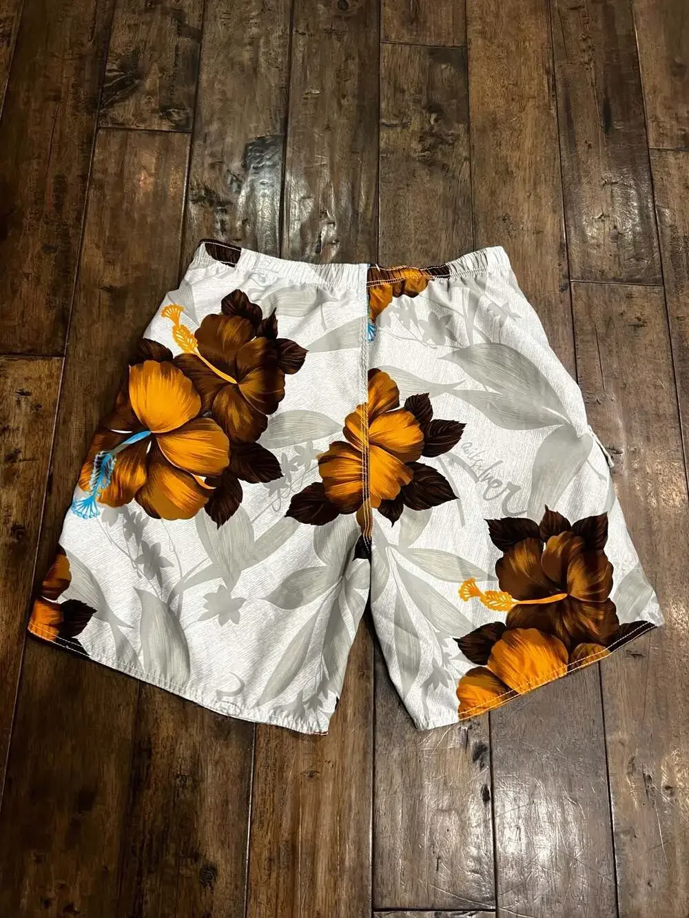 Quiksilver Hawaiian Floral Print Board Shorts Surf Trunks